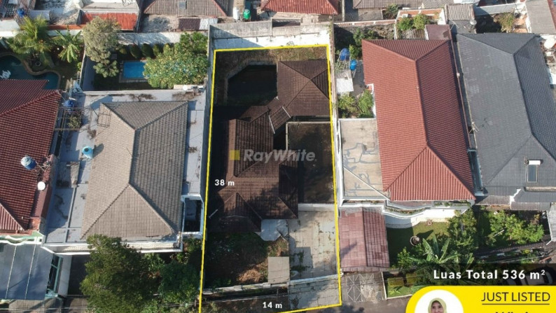 Dijual rumah hitung tanah di Bukit Cinere Indah.