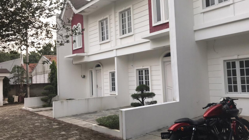 Dijual Rumah Bagus Di Gria Esma, Jl Pondok Petir Barat, Depok