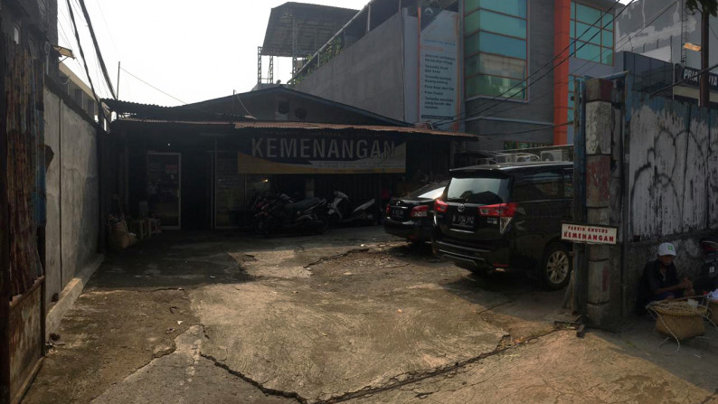 Ruko 4 Lantai Area Prime Mampang Prapatan - Jakarta Selatan Lokasi Strategis