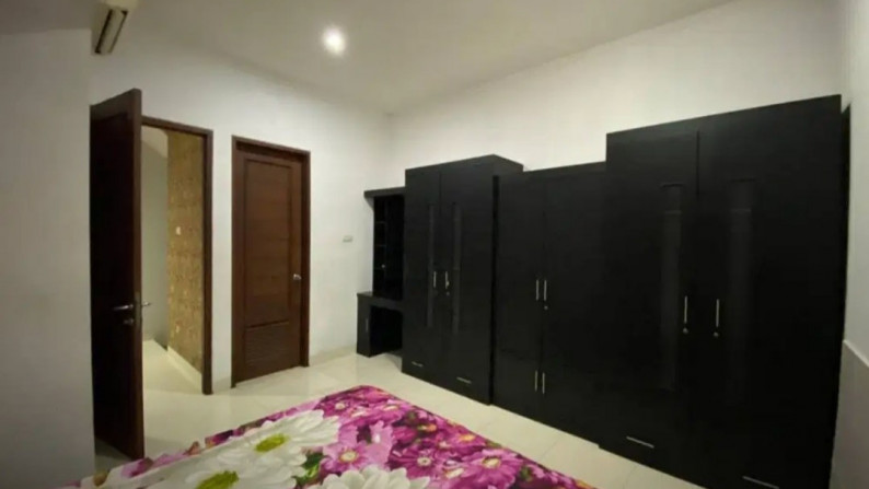 Rumah Siap Huni, Full Furnished, dan Hunian Nyaman @Emerald Residence, Bintaro