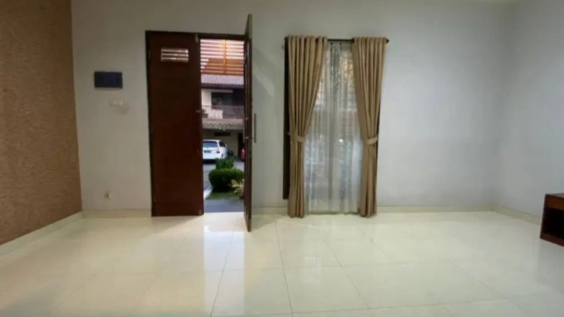 Rumah Siap Huni, Full Furnished, dan Hunian Nyaman @Emerald Residence, Bintaro