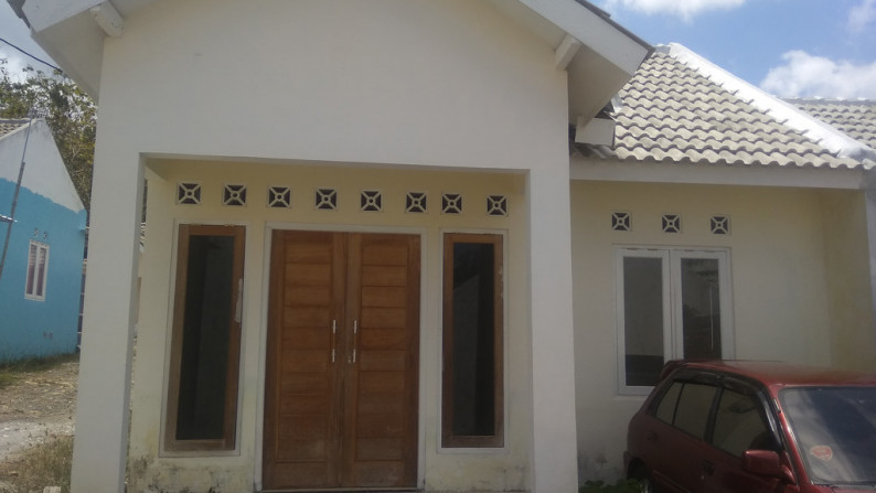 RUMAH MINIMALIS DALAM PERUMAHAN DI DAERAH SEDAYU, BANTUL