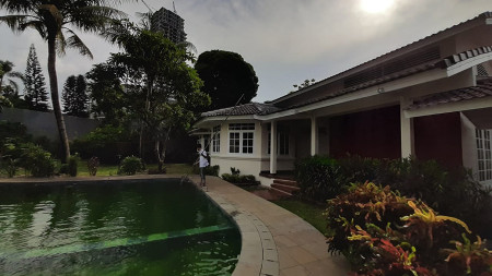Disewakan rumah di Patra dekat dengan Kedutaan Australia dan Inggris