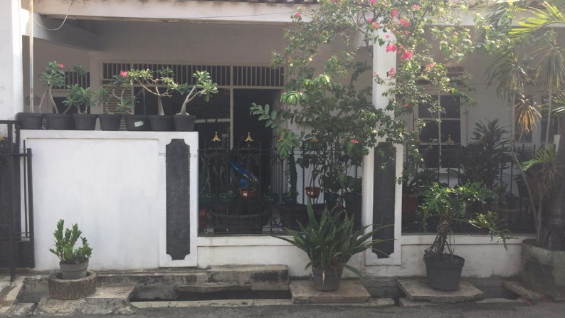 Dijual Rumah Bagus Di  Perum PJMI, Jl Paus Blok, Podok Aren, Tangerang Selatan