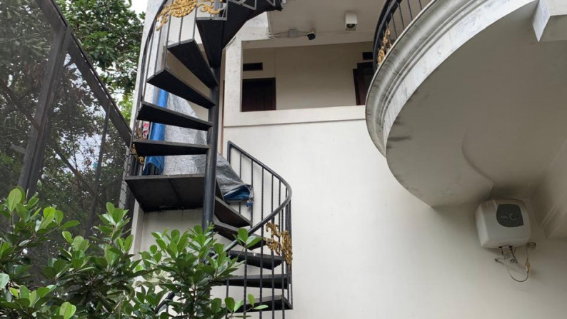 Di Jual Rumah Jl. Sagu No 40, Jagakarsa