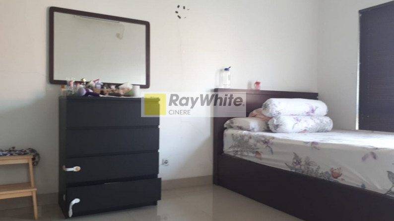 Rumah minimalis dalam town house di Jagakarsa