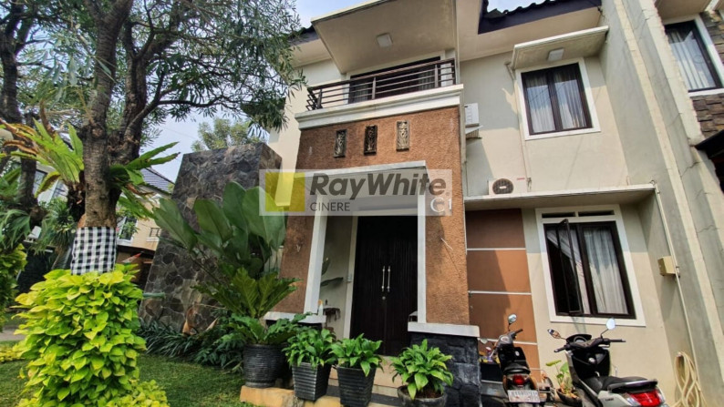 Rumah bali style dalam town house di Cirendeu