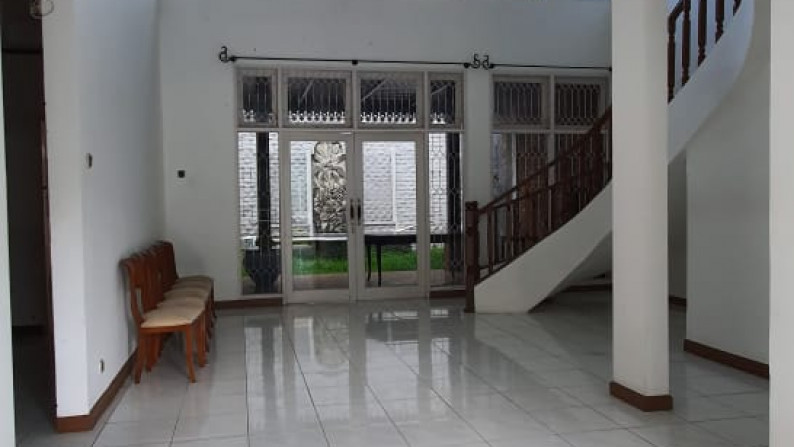 Jual Rumah di Graha Mutiara