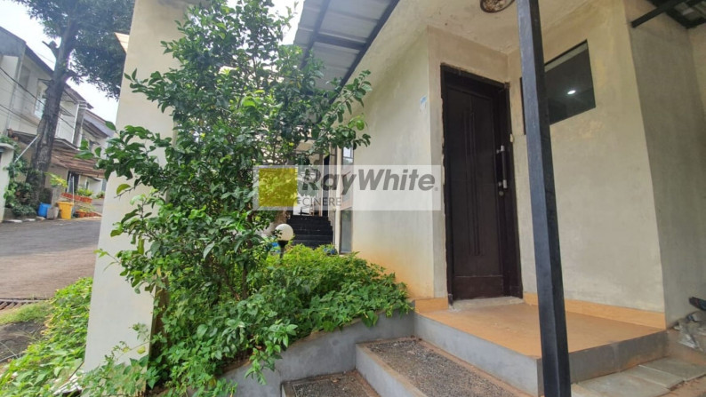 Rumah dalam town house di Lebak Bulus