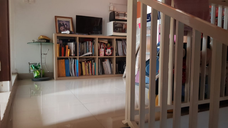 Rumah Dijual di Taman Nirwana bekasi timur by Hartono Ray White