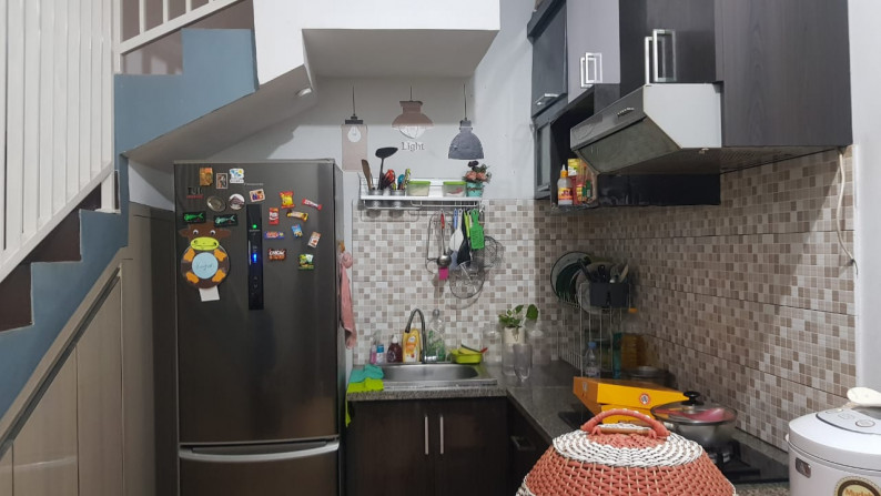 Rumah Dijual di Taman Nirwana bekasi timur by Hartono Ray White
