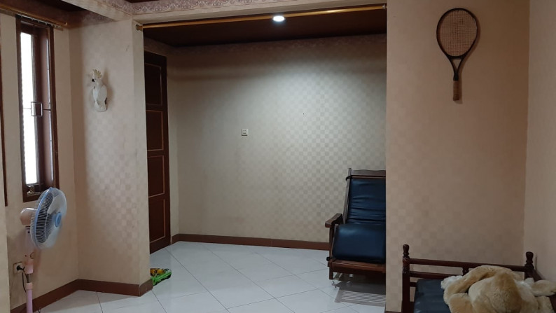 Rumah Bagus Di Jl Merak, Bintaro Jaya Sektor 1 DKI Jakarta