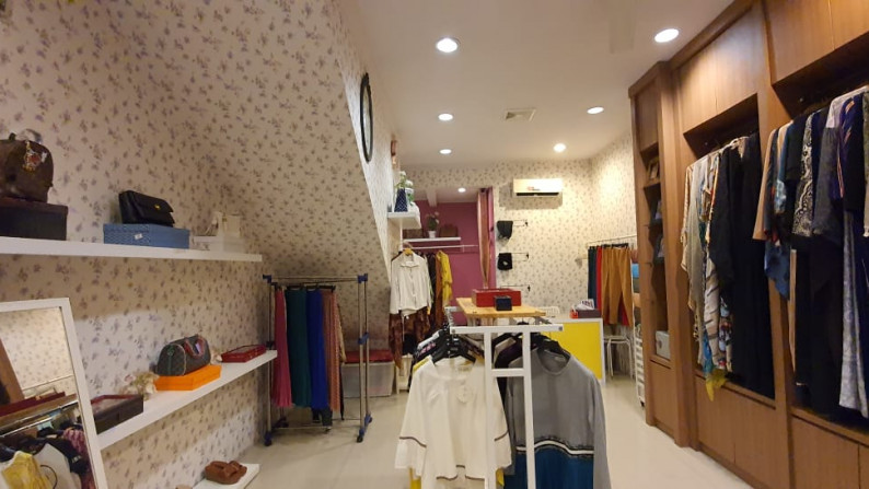 Hot Sale Ruko Murah Lokasi Strategis Di Pasar Modern BSD Tangerang Selatan