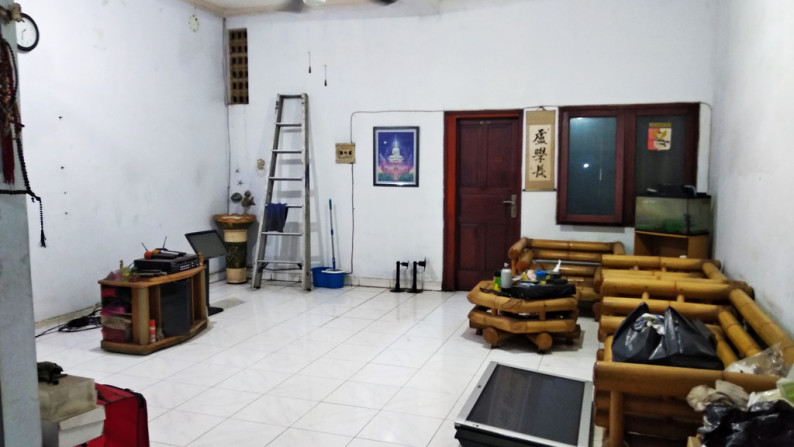 Dijual Rumah 4 Lt, bisa untuk usaha, daerah Kelapa Gading Timur, Jkt Utr.