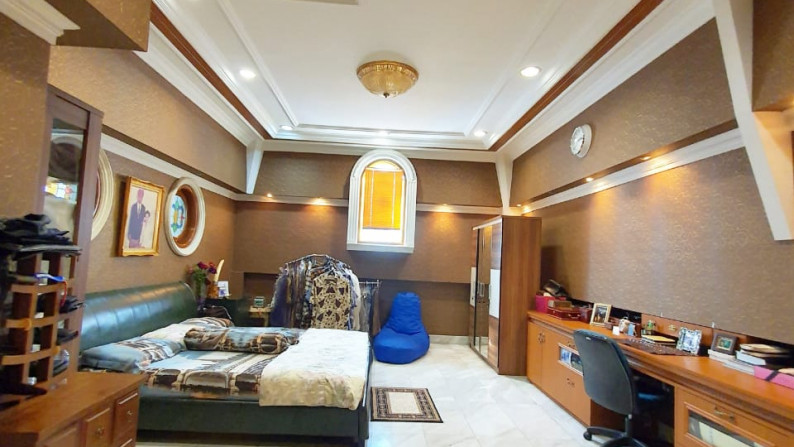 Rumah MEWAH, Interior Elegan, dan Hunian Nyaman @Tanah Kusir, Arteri Pondok Indah