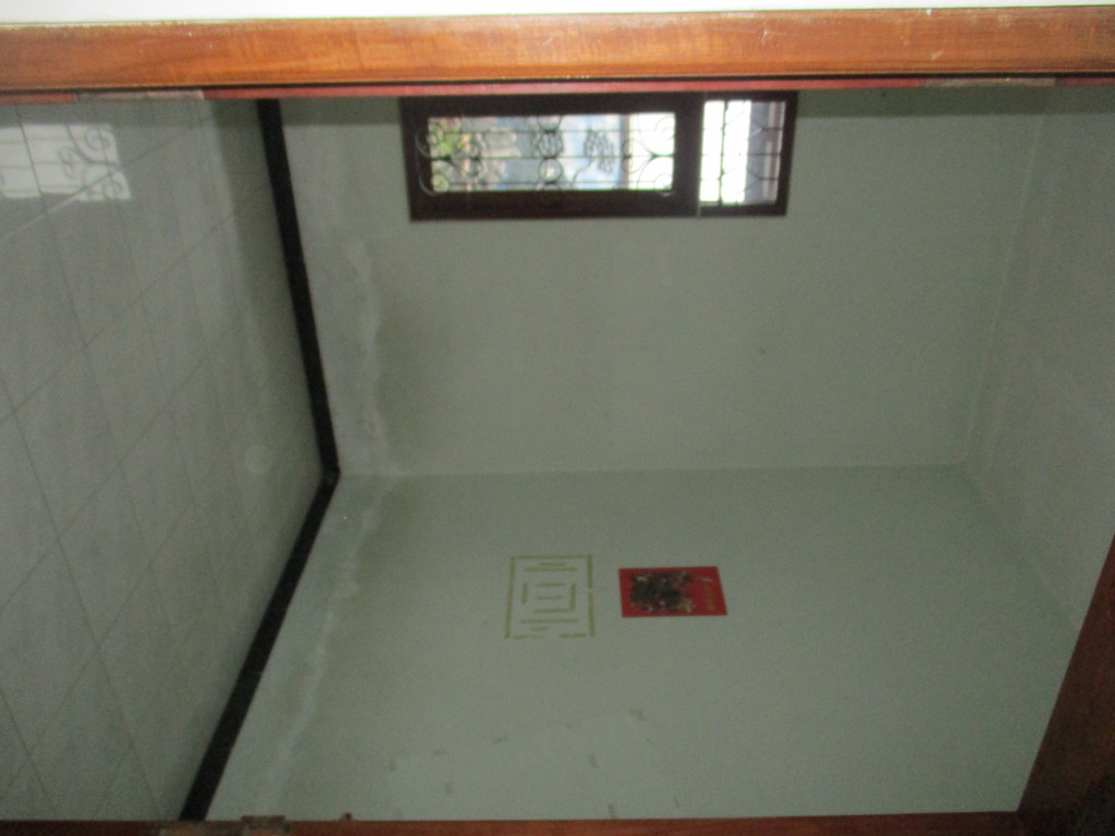 RUKO+RUMAH CUKUP LUAS, DI JL KALIURANG KM 11, NGAGLIK, SLEMAN