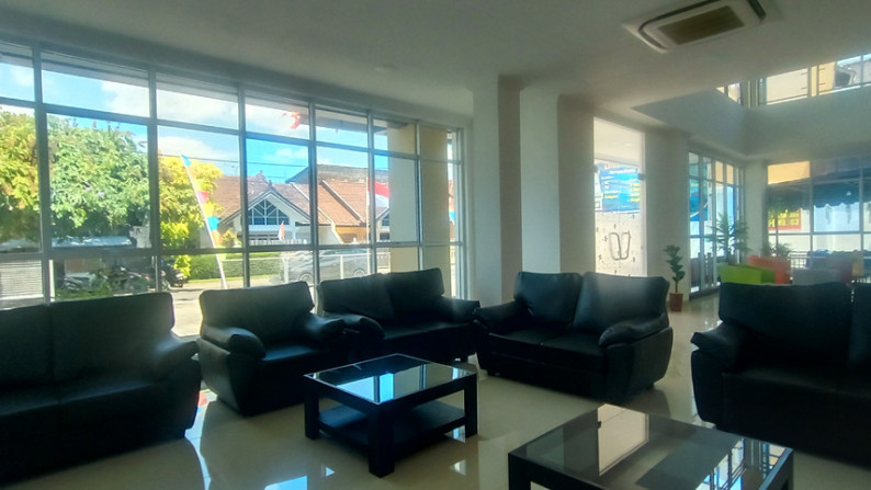 HOTEL DI TENGAH KOTA YOGYAKARTA, JL BABARAN, UMBULHARJO