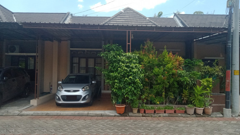 RUMAH CANTIK MINIMALIS, DALAM PERUM PONDOK PERMAI GIWANGAN