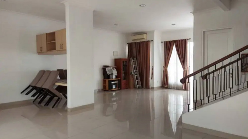 turun Harga Good quality house Provence Parkland