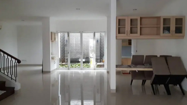 turun Harga Good quality house Provence Parkland