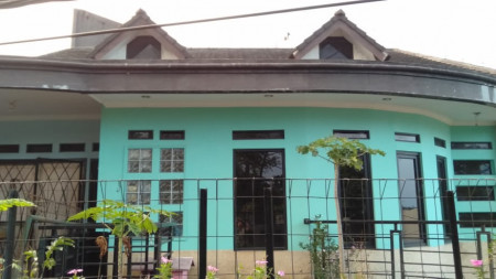 Dijual Rumah 2 Lantai di Daerah Gunung Batu Pasteur Bandung