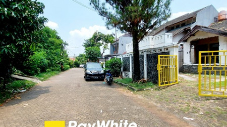 Rumah Tua di Kompleks Graha Cinere, Hitung Tanah Saja, Hadap Selatan, SHM
