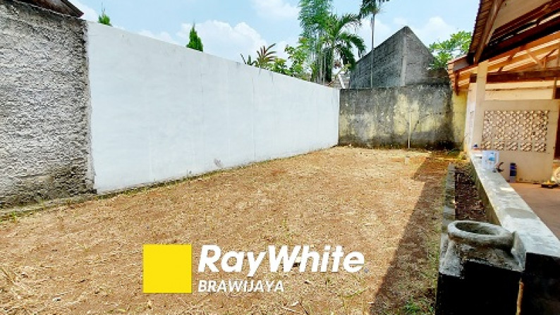 Rumah Tua di Kompleks Graha Cinere, Hitung Tanah Saja, Hadap Selatan, SHM