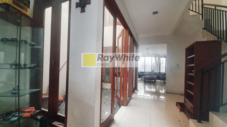 Rumah dalam town house di Cipete