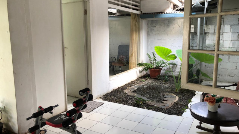 DIJUAL Rumah di Jalan Bumi Ismaya - Cinere - Depok