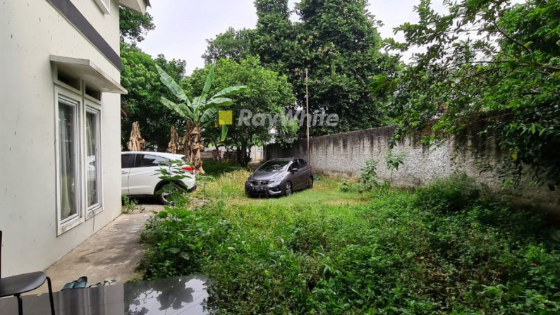 Dijual Tanah Luas Bonus Rumah Siap Huni di Rawa Kopi