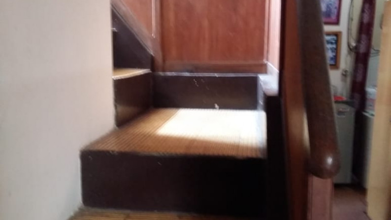 RUMAH TINGGAL 6 KAMAR TIDUR, DILOKASI STRATEGIS, PLAOSAN, PURWOREJO