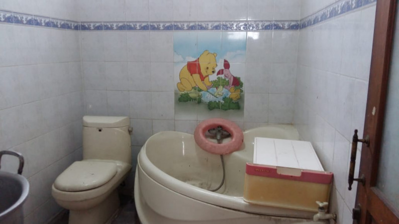 RUMAH TINGGAL 5KAMAR TIDUR, JL TEGAL MELATI, 1.2 KM DARI RINGROAD