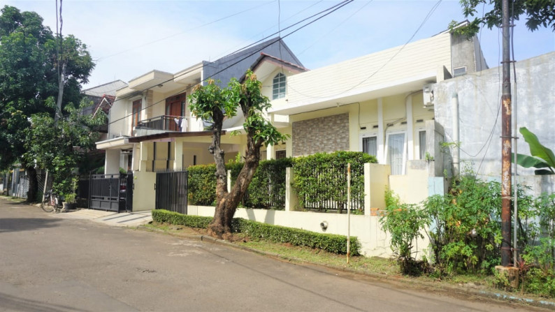 Rumah Bagus,siap huni di Pisok Bintaro Jaya 5