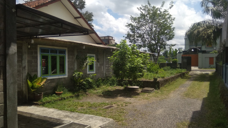 TANAH&BANGUNAN DI CORONGAN, MAGUWOHARJO, SLEMAN