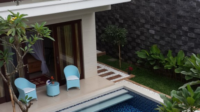 Rumah Mewah, Furnished, ada pool di Puri Bintaro, Bintaro Sektor 9