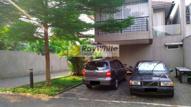 Rumah cozy dalam town house di Pondok Pinang