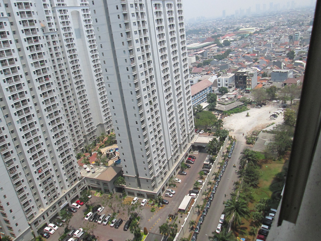 Apartemen Mediterania Garden Residence 1