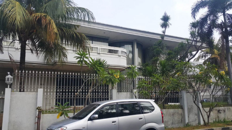 Rumah Hoek Mas Putih, Permata Hijau, Luas 1053m2