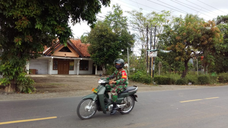 RUMAH ASRI DI TENGAH KOTA, JL GAJAH MADA, PURWOREJO
