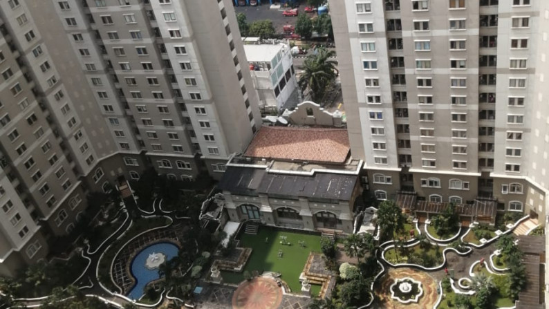 Apartemen Mediterania Garden Residence 1