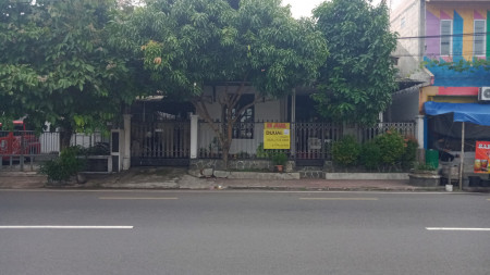 RUMAH DILOKASI STRATEGIS JL MONJALI, DEKAT KAMPUS UGM