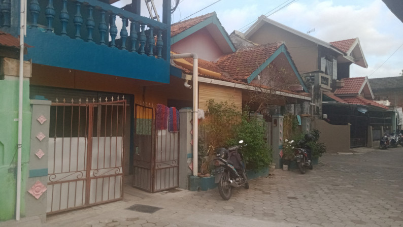 RUMAH KOST 13KAMAR TIDUR, DI TIMUR GEMBIRALOKA, GANG BIMA