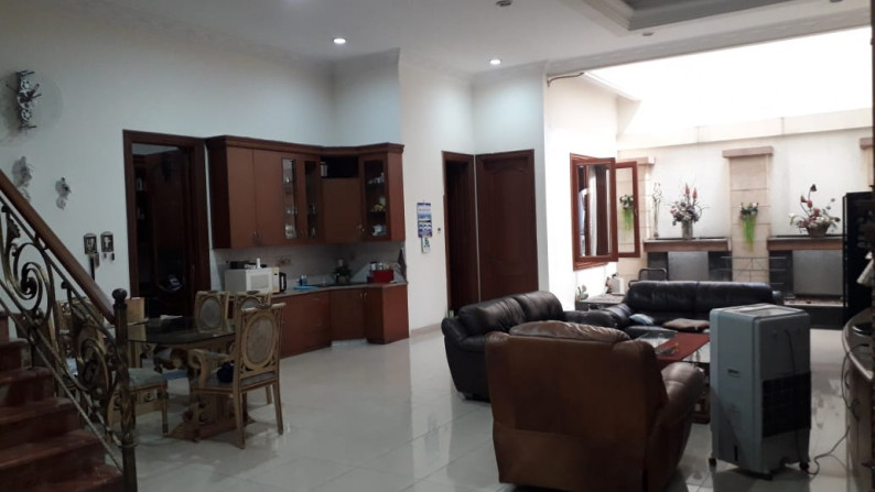 Dijual Rumah di Permata Buana - Jakarta Barat