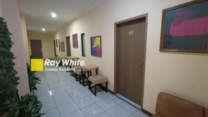 LANGKA! Murah! Guest House 3 lantai Terawat DI Sayap  Paskal Pasirkaliki Full furnished! Jual