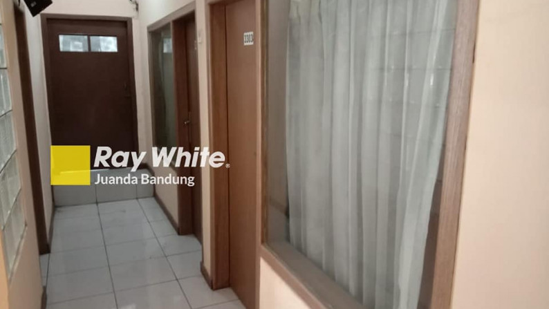 LANGKA! Murah! Guest House 3 lantai Terawat DI Sayap  Paskal Pasirkaliki Full furnished! Jual