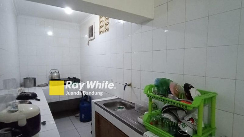 LANGKA! Murah! Guest House 3 lantai Terawat DI Sayap  Paskal Pasirkaliki Full furnished! Jual