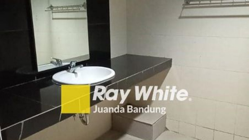 Langka& Murah Guest house 3 lantai Full Furnished di sayap Setiabudi Jual