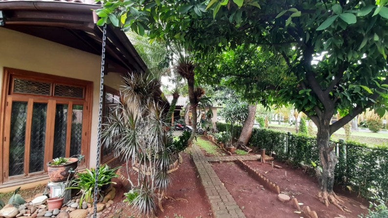 Rumah MEWAH Vintage, Siap Huni, dan Hunian Asri @Taman Lebak Lestari Indah, Lebak Bulus