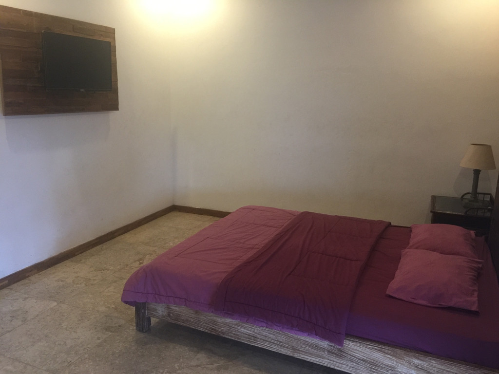 HOMESTAY+FURNITURE, HANYA 2 KM DARI AMPLAZ, JL SUKUN RAYA, YOGYAKARTA