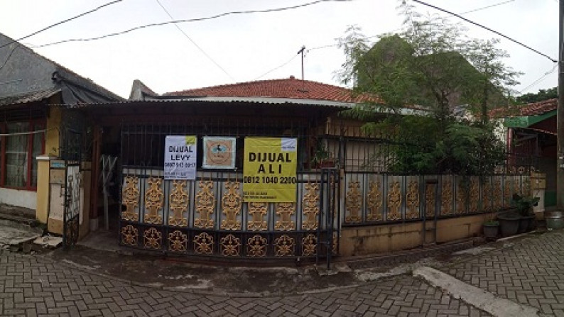 Dijual Rumah di JL. Karyawan karawaci Tangerang